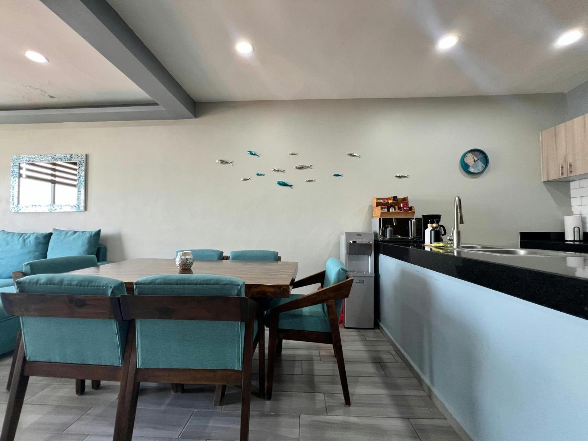 Luxe Modern-5 Star Area-walk 2 Beach-pool-bbq-view-king Bed Mazatlán